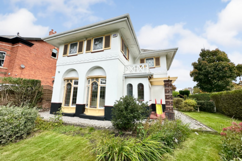 4 bedroom detached house for sale, Highgate Avenue, Preston PR2