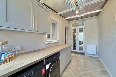 27 Church Road, Alphington, Exeter, EX2 8SH