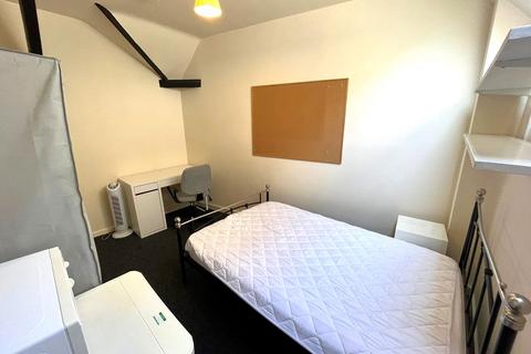 1 bedroom in a house share to rent, Raleigh Street, Nottingham NG7