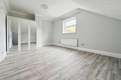 3 bedroom semi-detached house to rent, St. Stephens Road, Hounslow, TW3