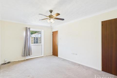 undefined, Abbey Road, Basingstoke RG24