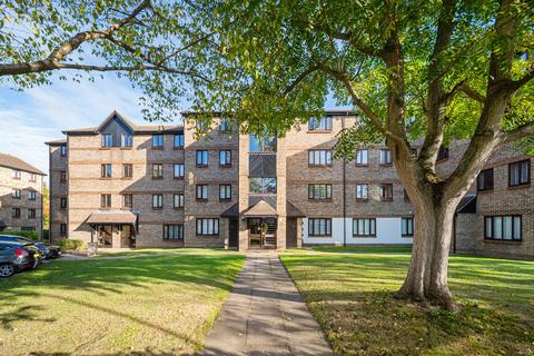 undefined, Chalkstone Close, Welling DA16