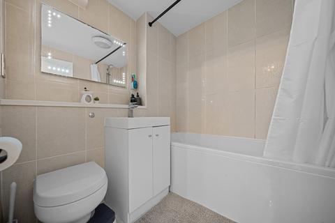 32 Chalkstone Close, Welling, DA16 3DJ