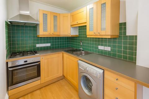 2 bedroom flat to rent, West Park, Bristol, BS8