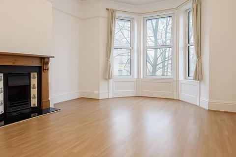 2 bedroom flat to rent, West Park, Bristol, BS8