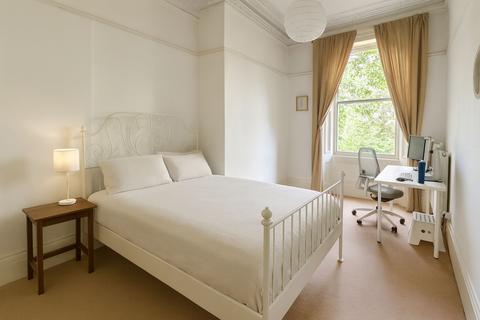 2 bedroom flat to rent, West Park, Bristol, BS8