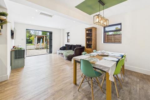 undefined, Oxstalls Lane, Longlevens