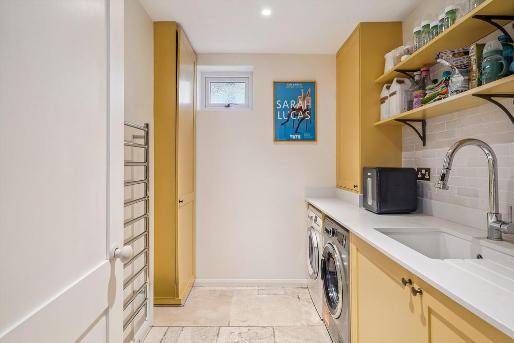 Utility room, utility