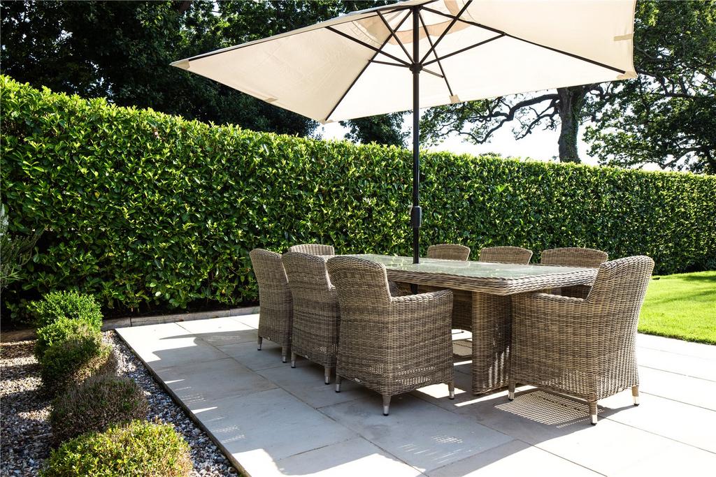 Alfresco Seating