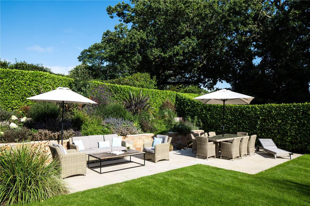 Alfresco Seating