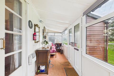 1 bedroom bungalow for sale, Lighthouse Road, Flamborough