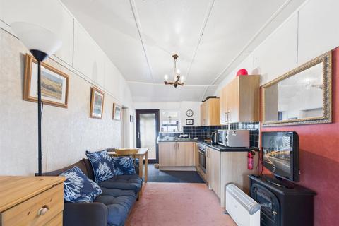 1 bedroom bungalow for sale, Lighthouse Road, Flamborough