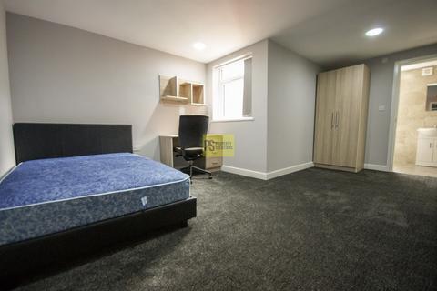 6 bedroom terraced house to rent, Harborne Lane, Birmingham B29