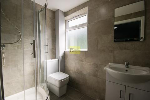 6 bedroom terraced house to rent, Harborne Lane, Birmingham B29