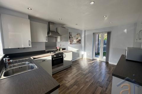 3 bedroom semi-detached house for sale, 21 Craven Close, Kew, Southport, PR8 6RJ