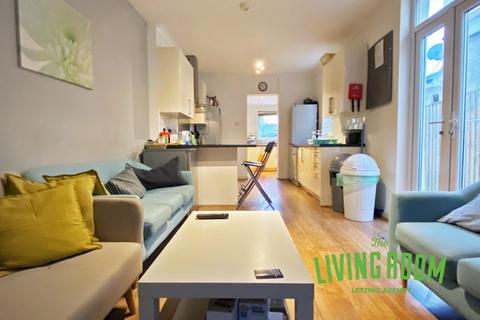 8 bedroom house to rent, Mackintosh Place, Roath, Cardiff