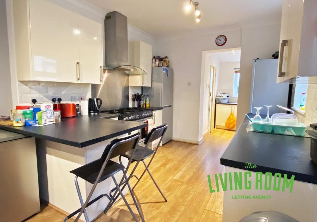 Kitchen 1