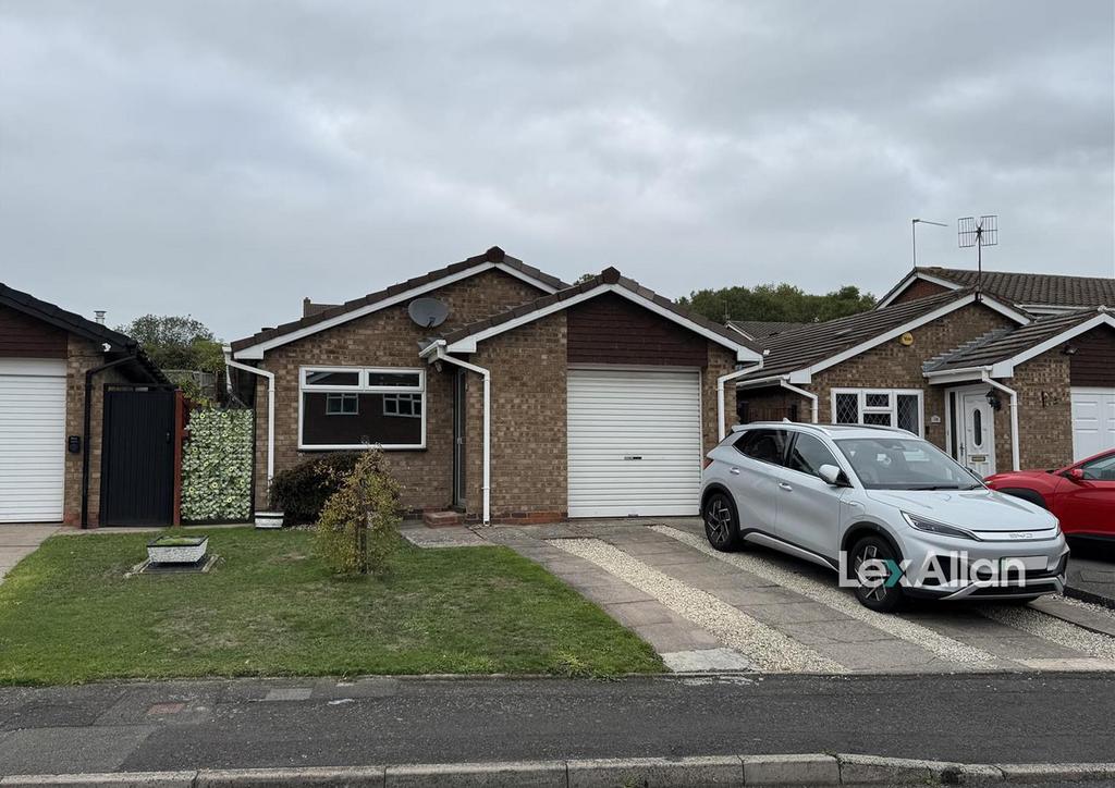 Shearwater Drive Amblecote 2.jpg