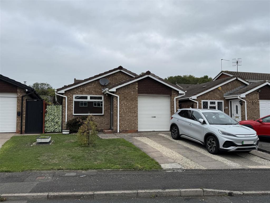 Shearwater Drive Amblecote 1.jpg