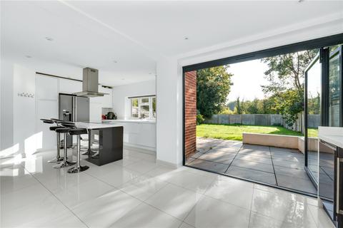 4 bedroom detached house to rent, Dirtham Lane, Effingham, Leatherhead, Surrey, KT24