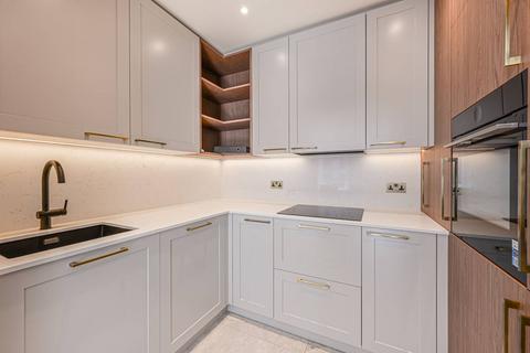 3 bedroom flat for sale, Basil Street, Knightsbridge, London, SW3