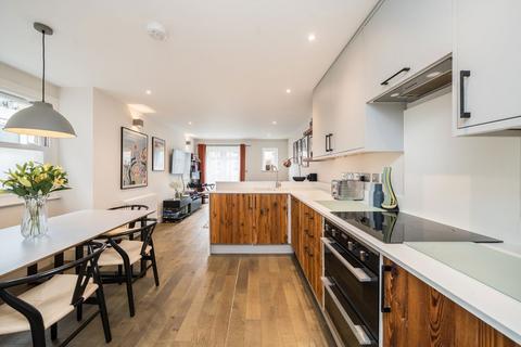 Coverton Road, London SW17