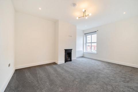 5 bedroom semi-detached house for sale, Tingley Common, Morley, Leeds, West Yorkshire, LS27