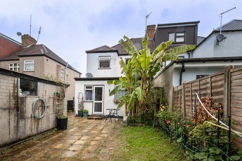 3 bedroom semi-detached house for sale, Headstone Gardens, HA2