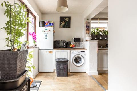 3 bedroom semi-detached house for sale, Headstone Gardens, HA2