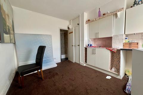 undefined, Buxton Road, Luton, Bedfordshire