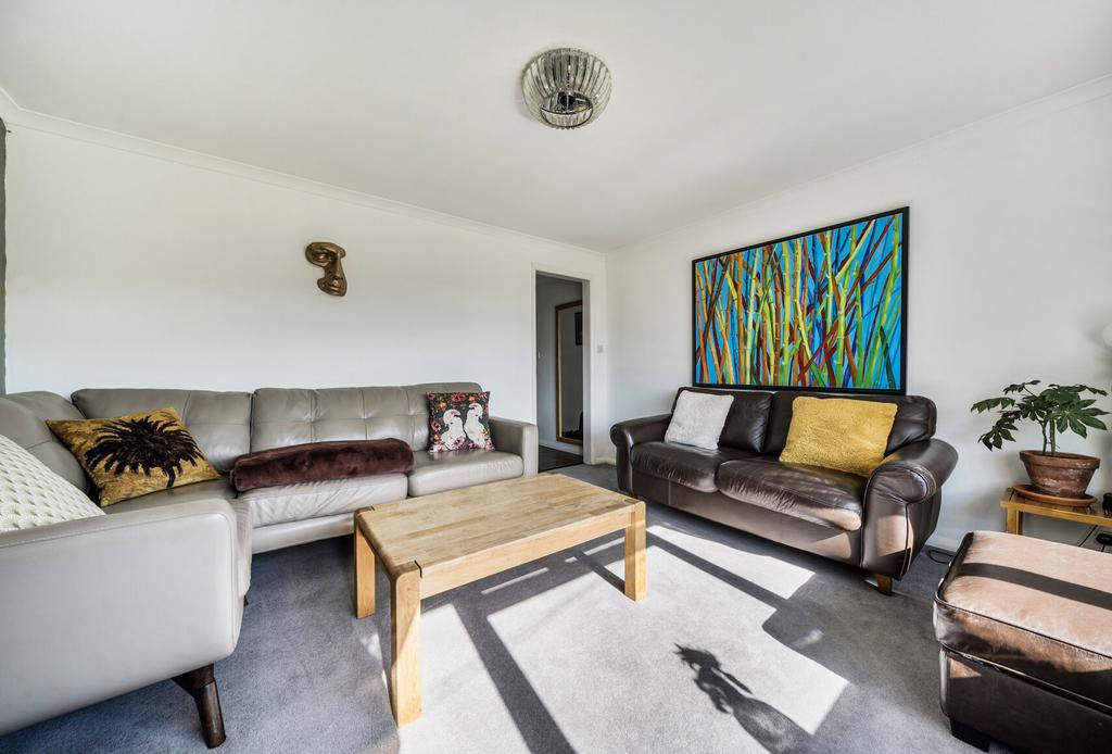 1358399-16-68dbd4...