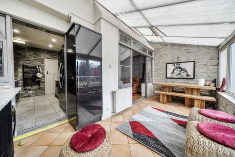 undefined, Brunswick Road, Ealing, London, W5