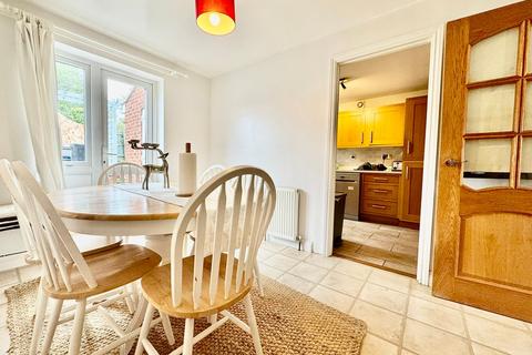3 bedroom terraced house for sale, Minton Close, Tilehurst, Reading, RG30