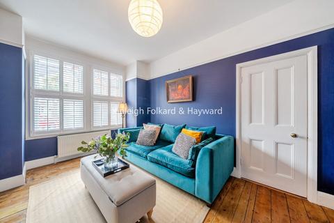 32 Adela Avenue, New Malden, KT3 6LE