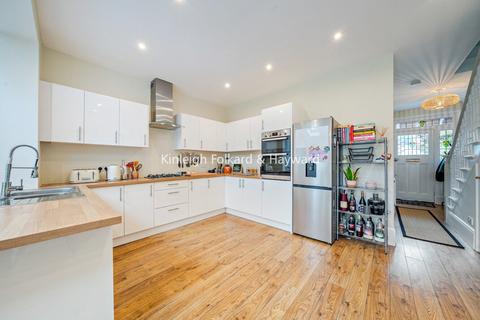 32 Adela Avenue, New Malden, KT3 6LE