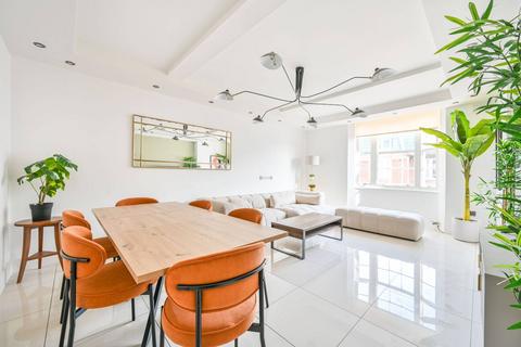 Queensway, Bayswater, London, W2