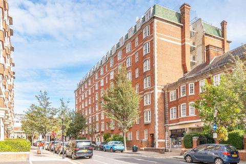 3 bedroom flat for sale, Queensway, Bayswater, London, W2