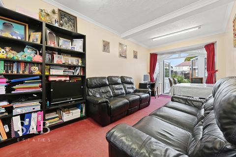 undefined, Hart Grove, Southall, UB1