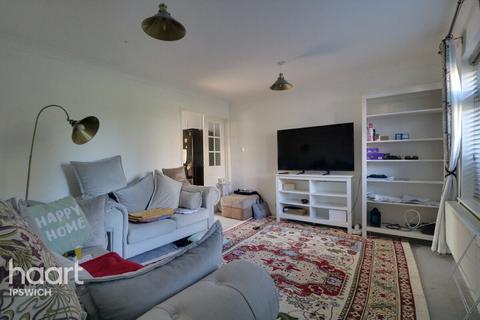3 bedroom semi-detached house for sale, Headingham Close, Ipswich
