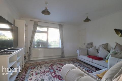 3 bedroom semi-detached house for sale, Headingham Close, Ipswich