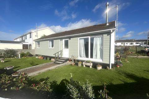 undefined, Gibbons Fields, Mullion TR12