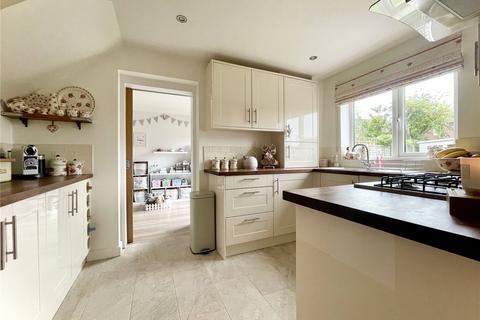4 bedroom detached house for sale, Viscount Drive, Dorset BH23