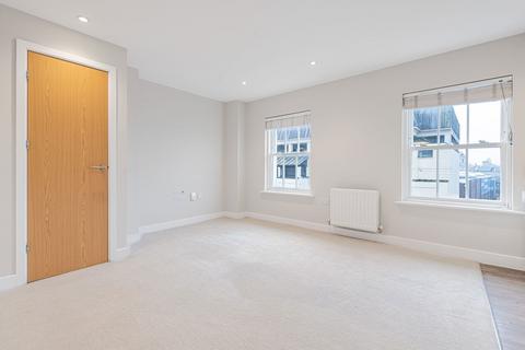 undefined, Prince Regent Mews, Cheltenham, GL52 2AQ
