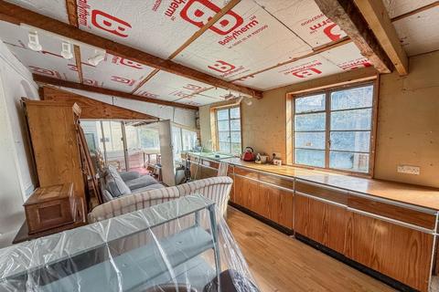 undefined, Fairclose, Whitchurch, RG28 7AN