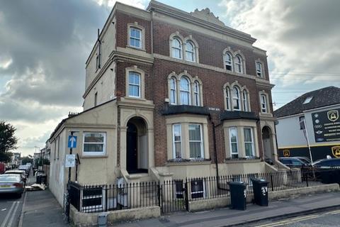 1 bedroom apartment to rent, Darnley Raod, Gravesend DA11