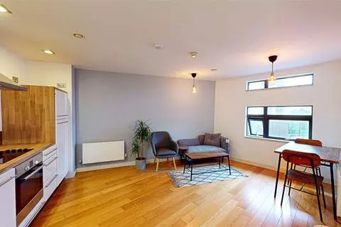 1 bedroom apartment for sale - Photo 2