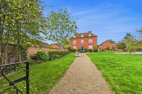 undefined, Harrow Croft, Worcester, Worcestershire, WR2