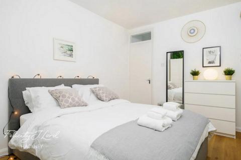 1 bedroom flat for sale, Banbury Road, London E9