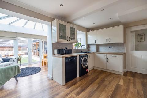 3 bedroom semi-detached house for sale, Castle Close, Birstall
