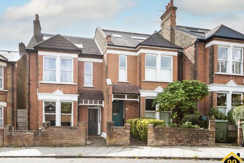 4 bedroom semi-detached house for sale, Casewick Road, London, SE27